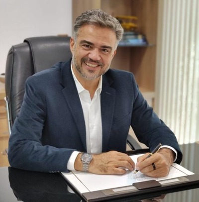 Dr. André William Alonso - Médico